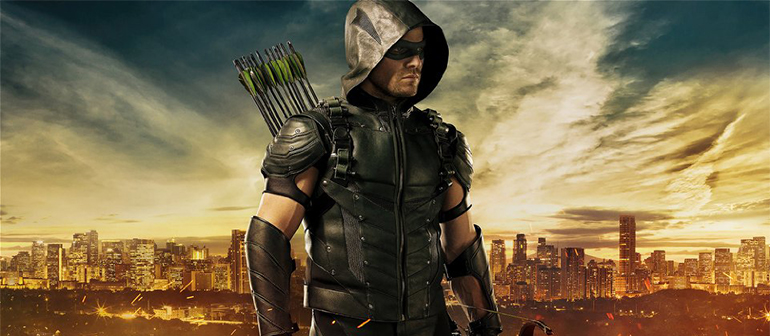 Quarta temporada de Arrow tenta mostrar o Arqueiro Verde das HQs