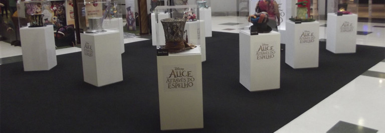 Alice Através do Espelho ganha exposição no Shopping Boulevard Tatuapé