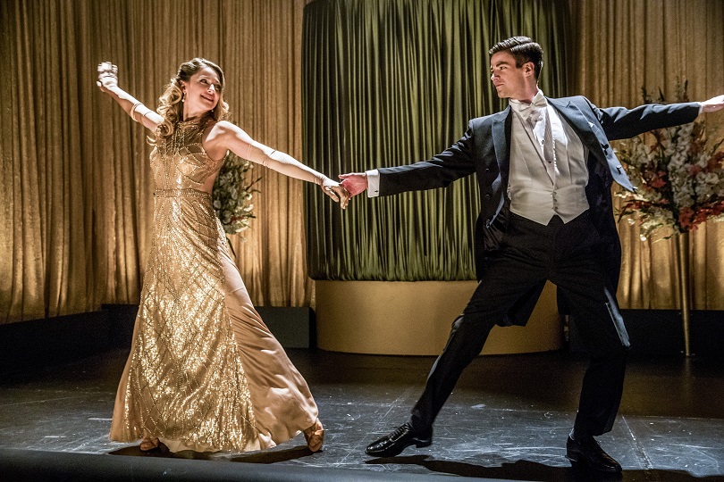 Duet: Supergirl e The Flash cantam estações em novo crossover - Boletim ...