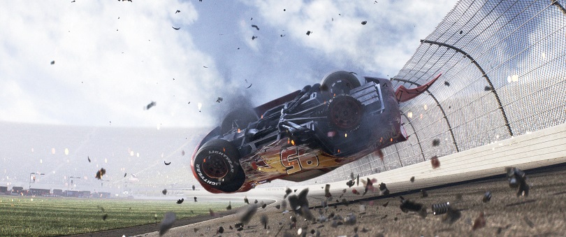 Em Carros 3, Relâmpago McQueen tem o desafio de se reerguer. (Foto: Disney•Pixar)