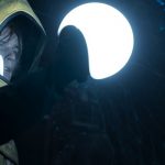 Dark: 2ª temporada abraça o sci-fi, mas derrapa no drama policial