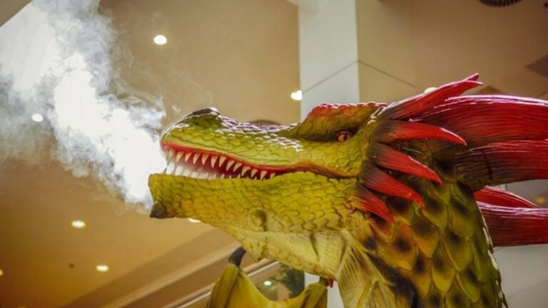Exposição: dragões invadem o Shopping Metrô Itaquera