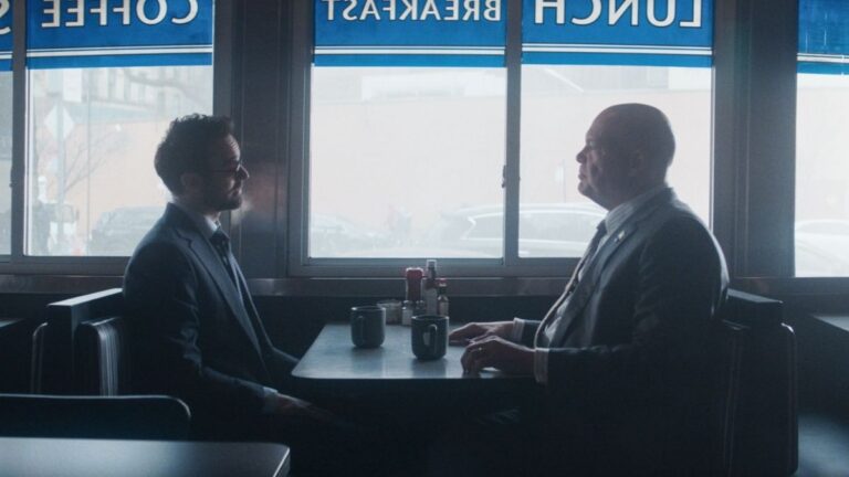 Murdock e Fisk lidam com naturezas sombrias, diz showrunner