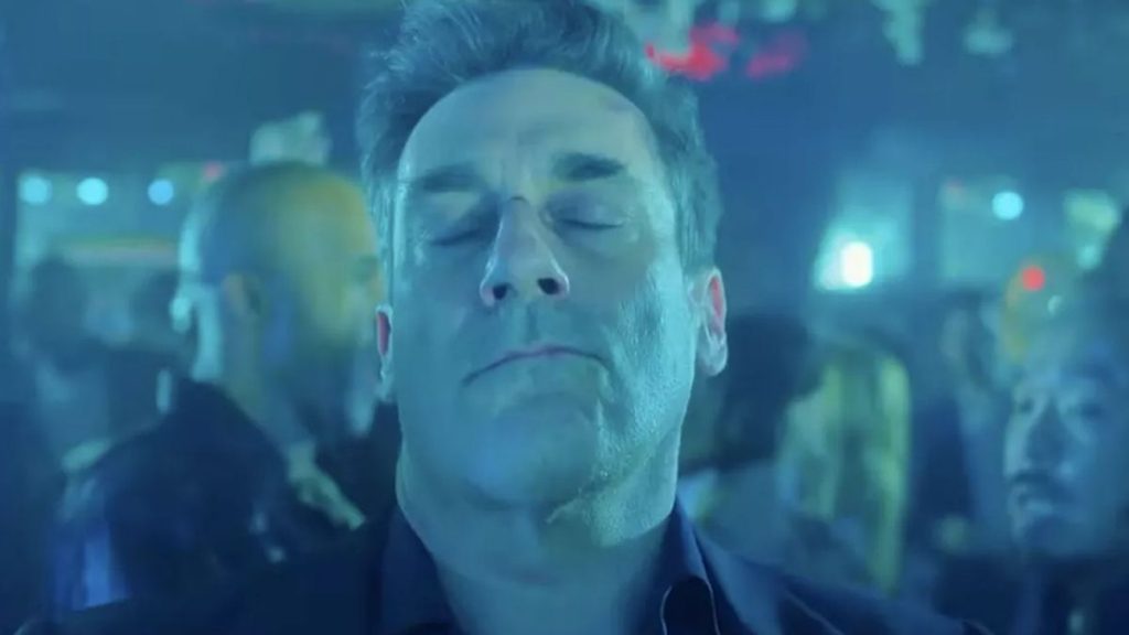 Seus Amigos e Vizinhos: crise de meia-idade vira drama afiado