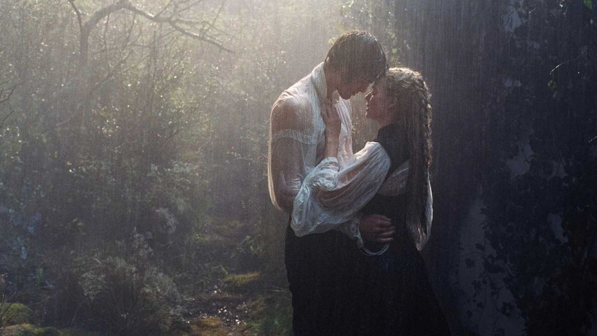 O Morro dos Ventos Uivantes (2026): romance de obsessão e apelo carnal