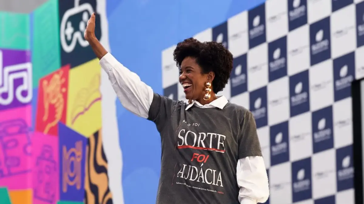 Maria Gal quer apresentar Carolina Maria de Jesus a novas gerações